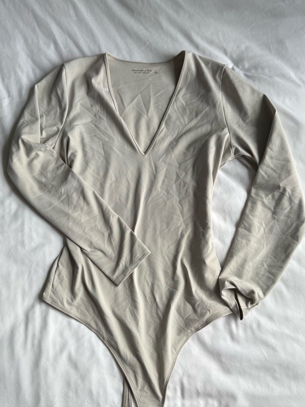Abercrombie & Fitch Long Sleeve V-Neck Bodysuit - Beige